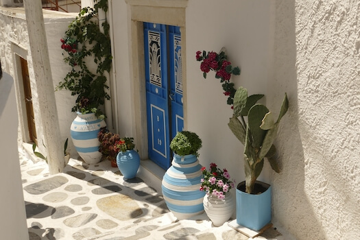village rue porte naxos cyclade grece monplanvoyage