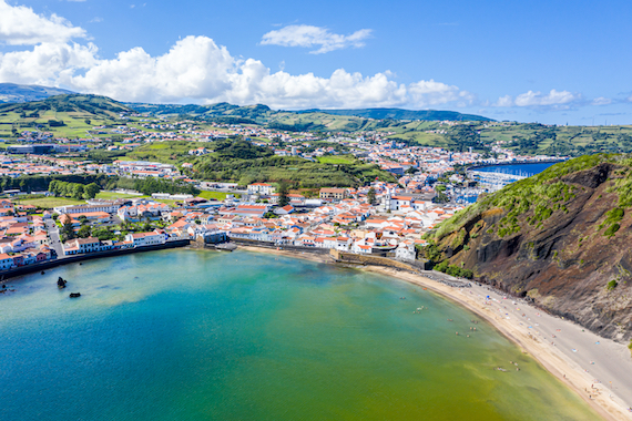 faial porto pim village plage sable archipel portugal acores monplanvoyage