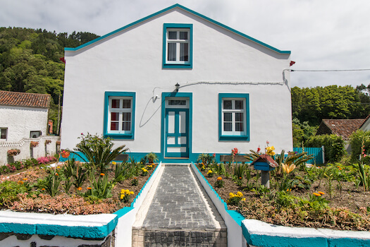 sao miguel village architecture acores archipel portugal monplanvoyage