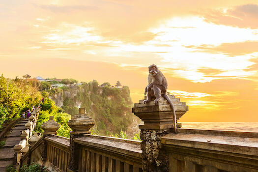 uluwatu soleil temple falaise bali indonesie monplanvoyage