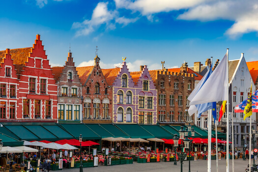 bruges grande place architecture belgique monplanvoyage