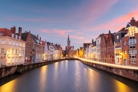 bruges nuit eclairage belgique monplanvoyage