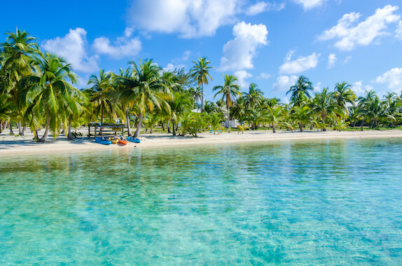 belize plage palmier sable blanc eau turquoise monplanvoyage