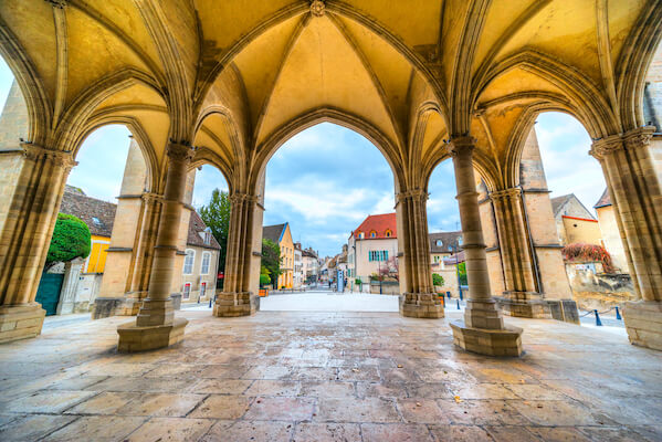 beaune patrimoine histoire architecture pierre cite bourgogne france