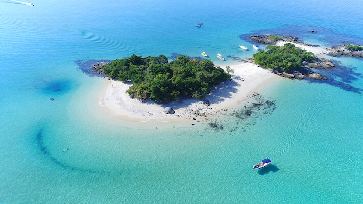 angra dos reis archipel ile eau turquoise croisiere bateau plage rio de janeiro bresil monplanvoyage