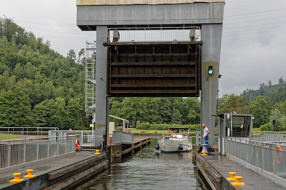 marne ecluse peniche bateau slow travel france fluvial monplanvoygae