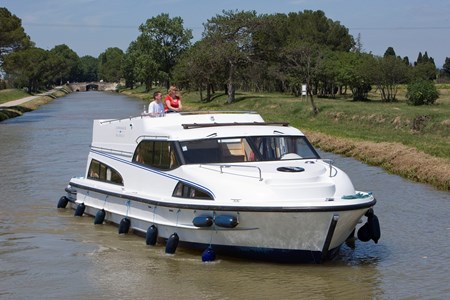 peniche bateau canal fluvial france monplanvoyage