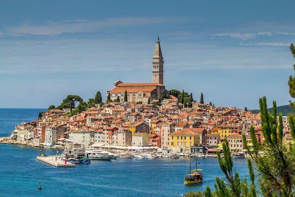 rovinj ville pierre medieval croatie monplanvoyage