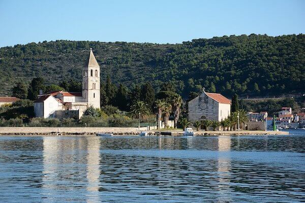 vis ile plage nature croatie monplanvoyage