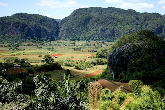 vinales vallee mogotes tabac cuba monplanvoyage