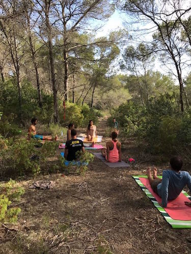 yoga exterieur formentera ile baleare espagne monplanvoyage