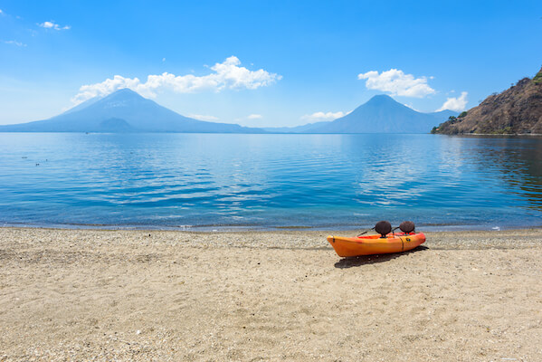 atitlan lac kayak activite guatemala monplanvoyage