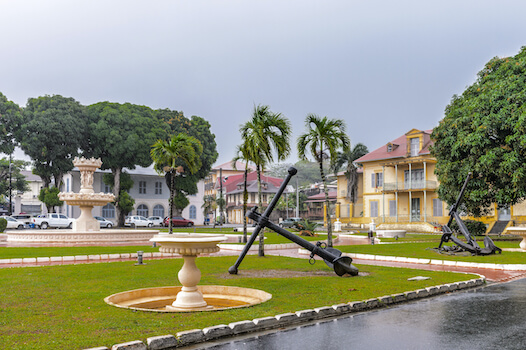 cayenne place architecture colonial guyane monplanvoyage