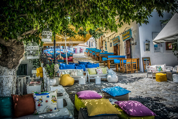 skiathos ile village rue sporade grece monplanvoyage