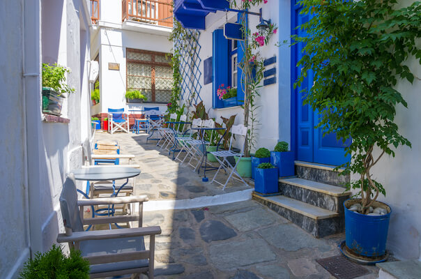 skopelos ile village rue architecture sporade ile grece monplanvoyage