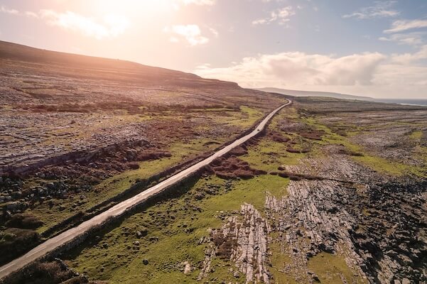 burren wild atlantic way pierre paysage irlande monplanvoyage