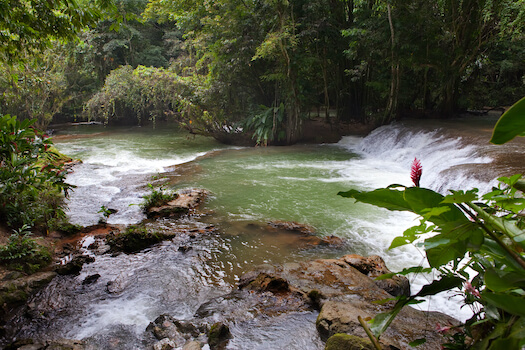 ocho rios dunns cascades riviere jamaique monplanvoyage