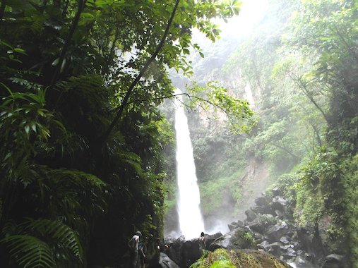 sari cascade nature randonnee la dominique ile antilles caraibes monplanvoyage