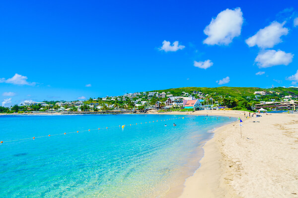 saint gilles plage sable eau turquoise la reunion monplanvoyage