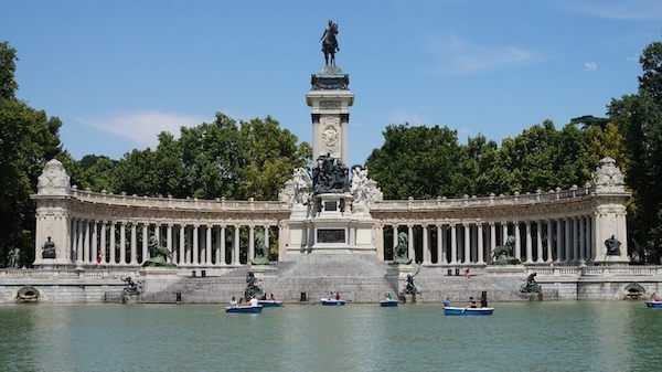 madrid retiro parc espagne monplanvoyage