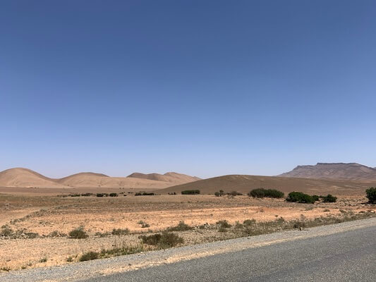 anti atlas desert roche amtoudi route maroc monplanvoyage