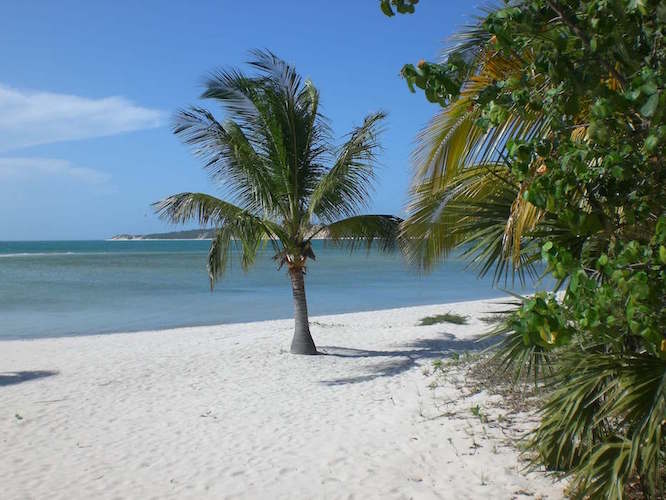 plage sable mozambique monplanvoyage