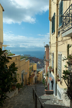 naples vomero rue vue baie italie monplanvoyage