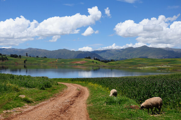 chinchero vallee montagne perou monplanvoyage