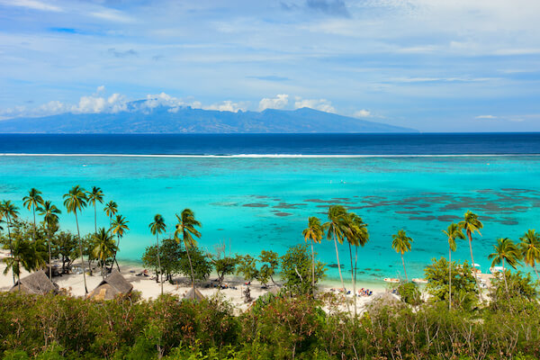 moorea ile societe lagon eau turquoise plage polynesie monplanvoyage