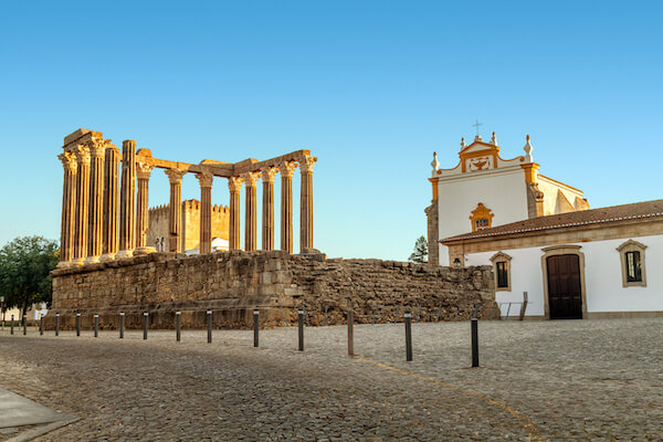 evora temple cathedrale portugal monplanvoyage