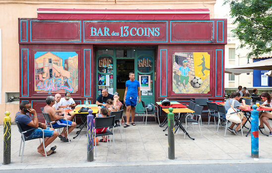 marseille bar quartier local france monplanvoyage