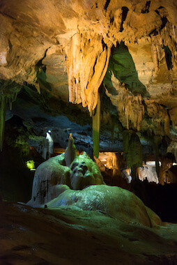 pyrenees betharram grottes archeologie soutterrain nature france monplanvoyage