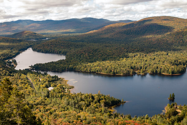 mont tremblant parc nature lac foret quebec canada monplanvoyage