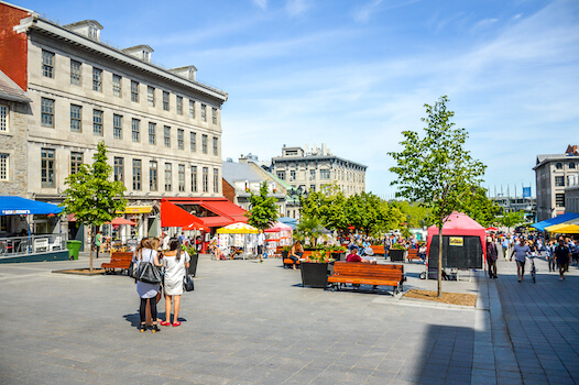 montreal place cartier ville canada monplanvoyage