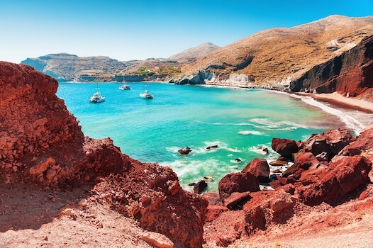 plage rouge santorin cyclade grece monplanvoyage