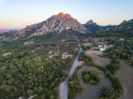 aggius vallee montagne nature sardaigne ile italie monplanvoyage