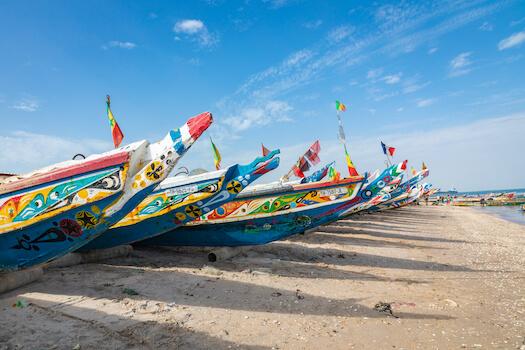 dakar bateau plage sable senegal afrique monplanvoyage
