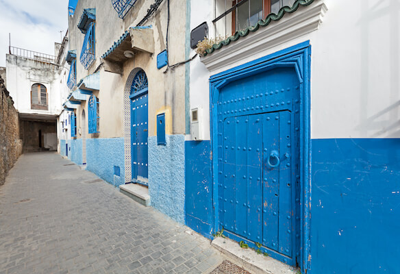 tanger medina porte artisanat rue architecture maroc monplanvoyage