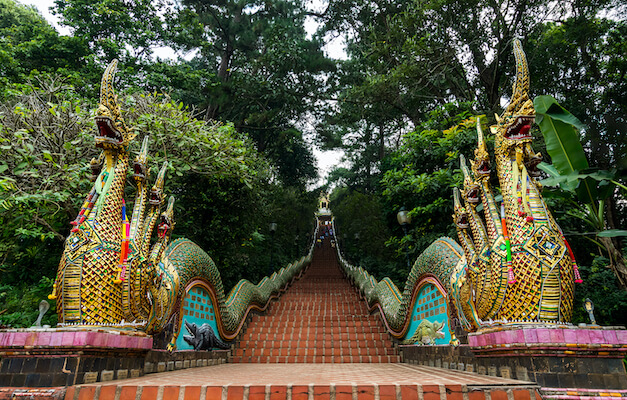 chiang mai doi suthep temple moine bouddhisme thailande asie monplanvoyage