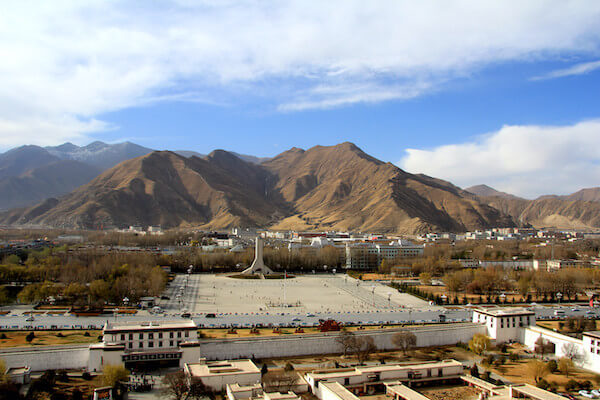 lhassa ville panorama tibet monplanvoyage