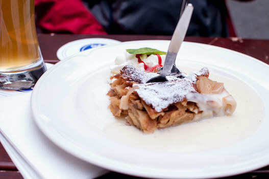 munich strudel food gateau gastronomie allemagne monplanvoyage